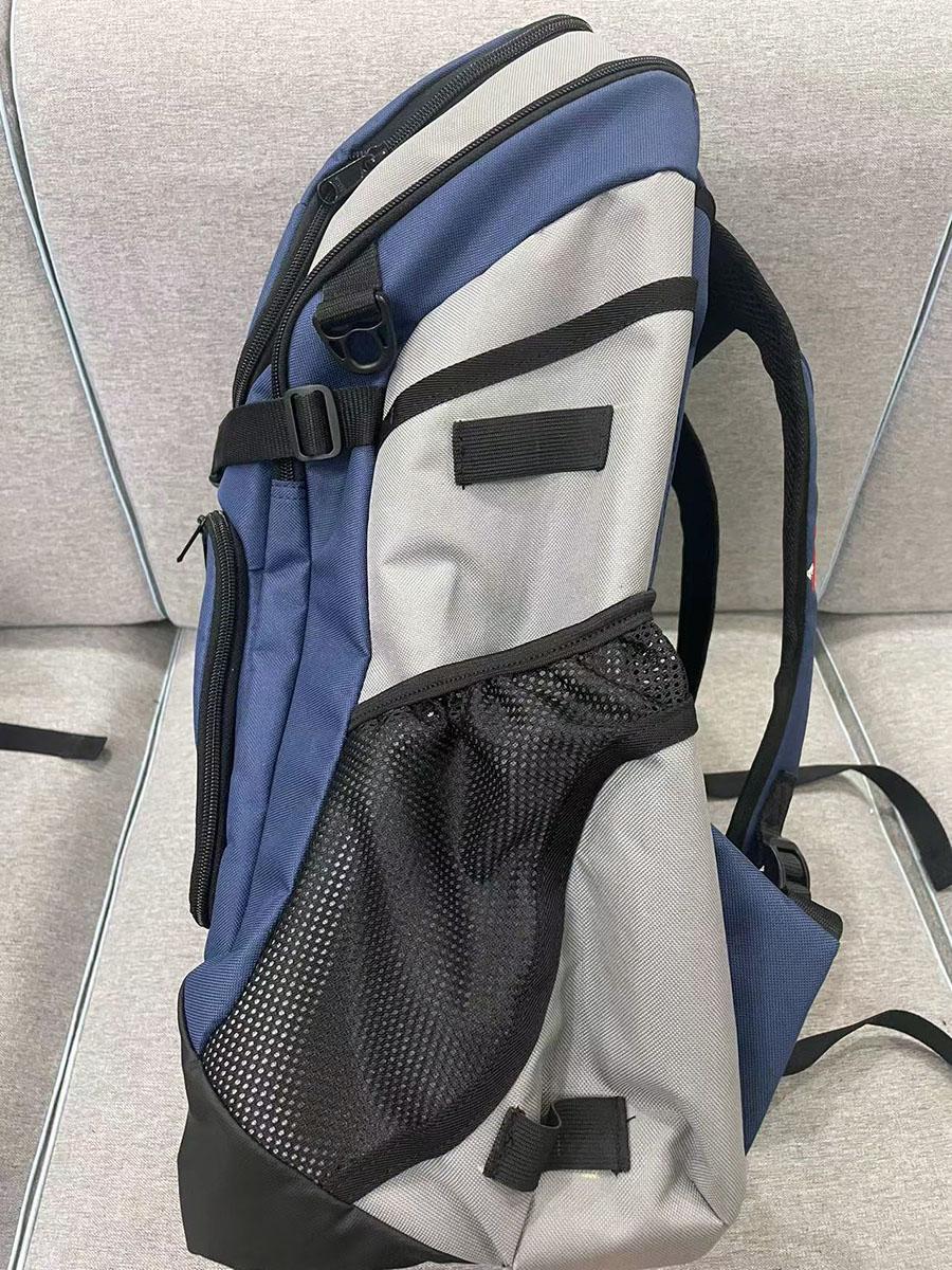 Side view of the Rango Sports Walrus-Pack Deluxe 