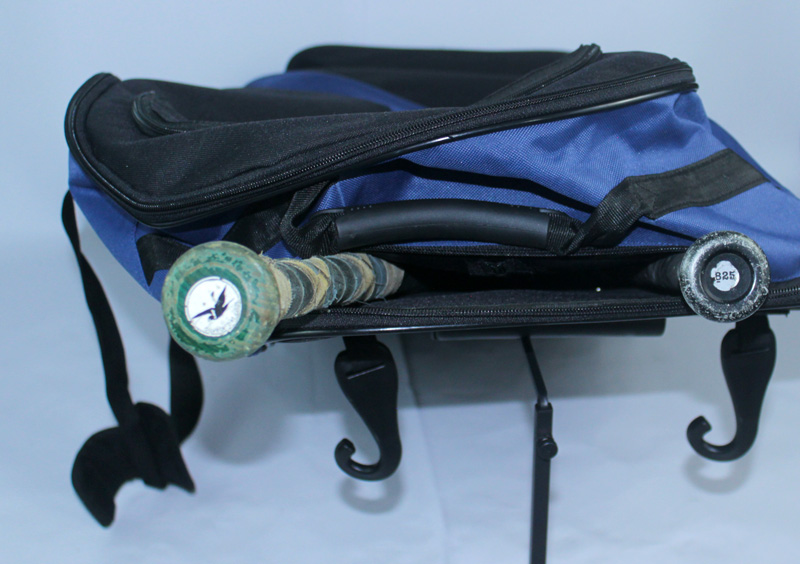 Top-view image of the Rango Sports Clubhouse Bag with bats in the dedicated bat compartment