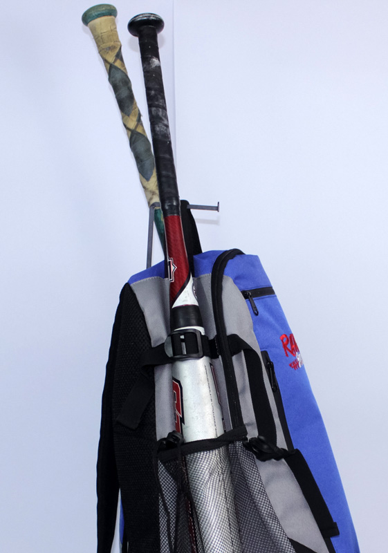 Side view of two bats in the bat sleeves on Rango Sports custom baseball bag